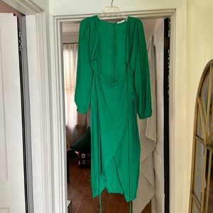 Showpo Demieh MIDI Dress size US 4